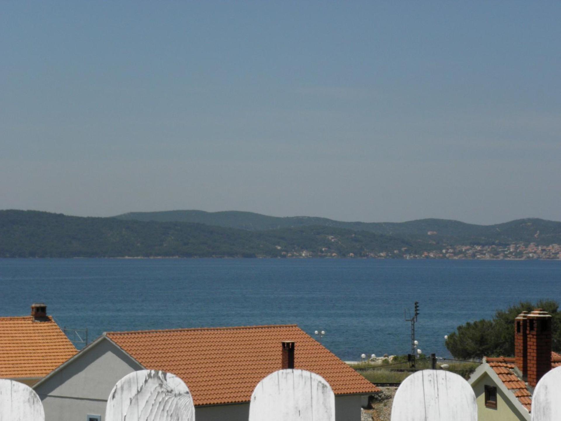 Apartments Zvone - 100 M From Sea Bibinje Eksteriør billede