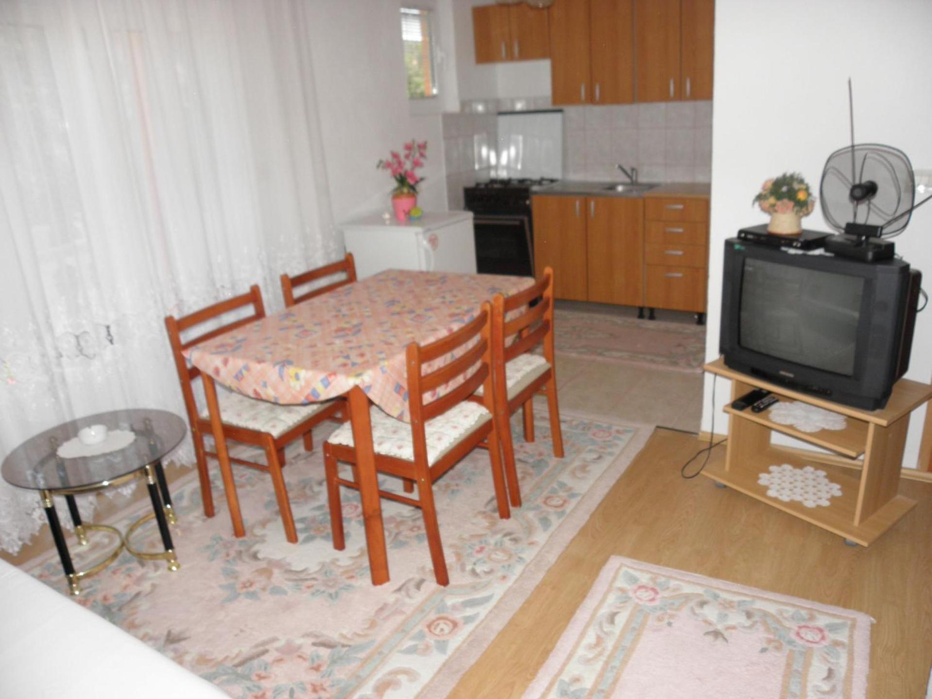 Apartments Zvone - 100 M From Sea Bibinje Eksteriør billede