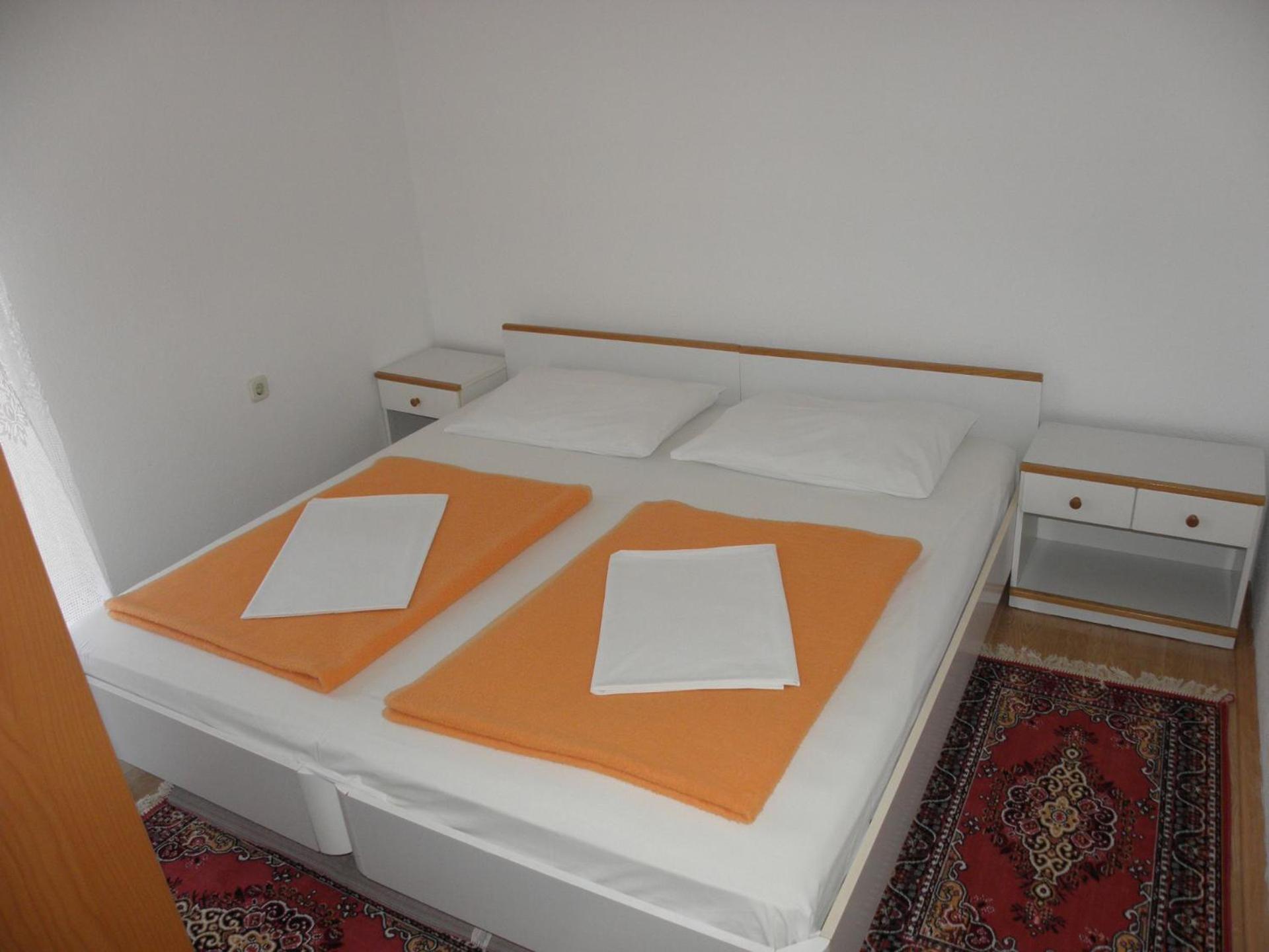 Apartments Zvone - 100 M From Sea Bibinje Eksteriør billede